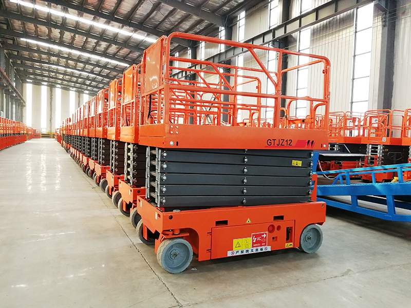 全自行液壓升降機(jī)