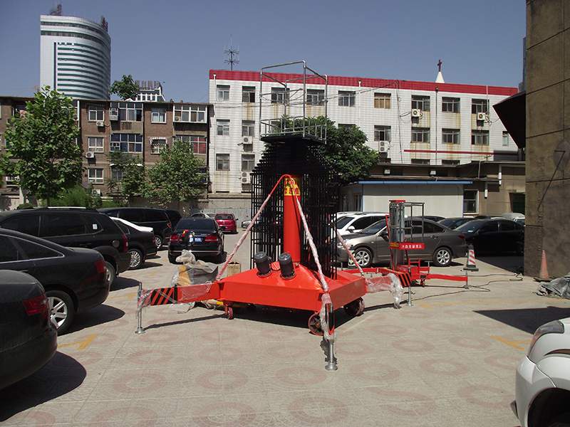 套缸式升降機(jī)