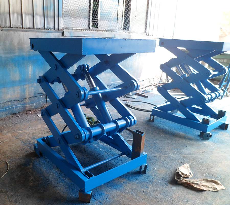 電動(dòng)升降平臺(tái)