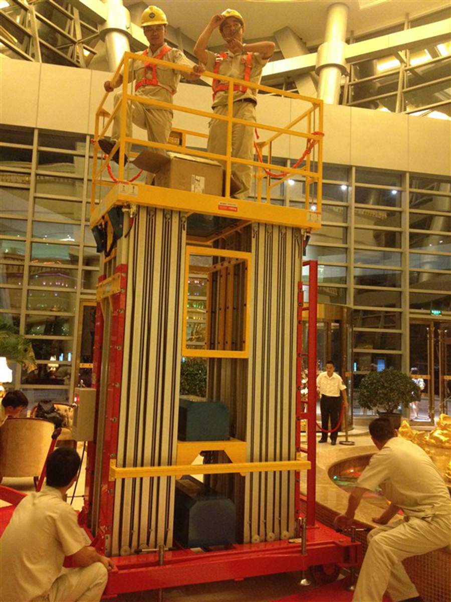 鋁合金升降機(jī)